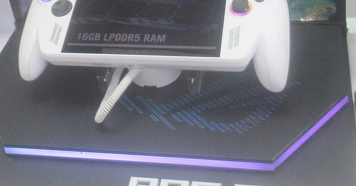 Rog ally x handheld 1